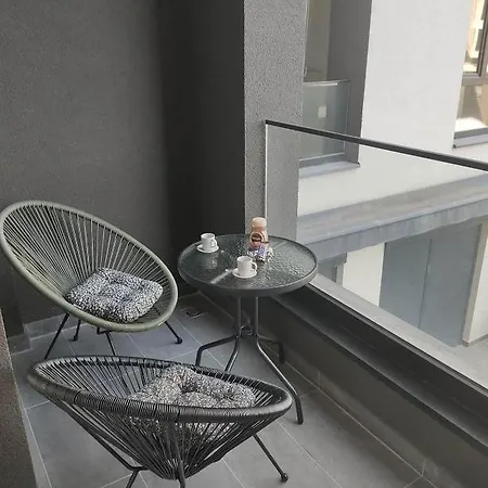 Apartman Dedic, Bulevar